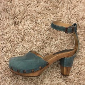 Turquoise Sanita Wood Sole clog size 37